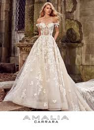 Every Bride Dreams of Having the Perfect Wedding, But for This They Need the Perfect Wedding&nbsp;Dress